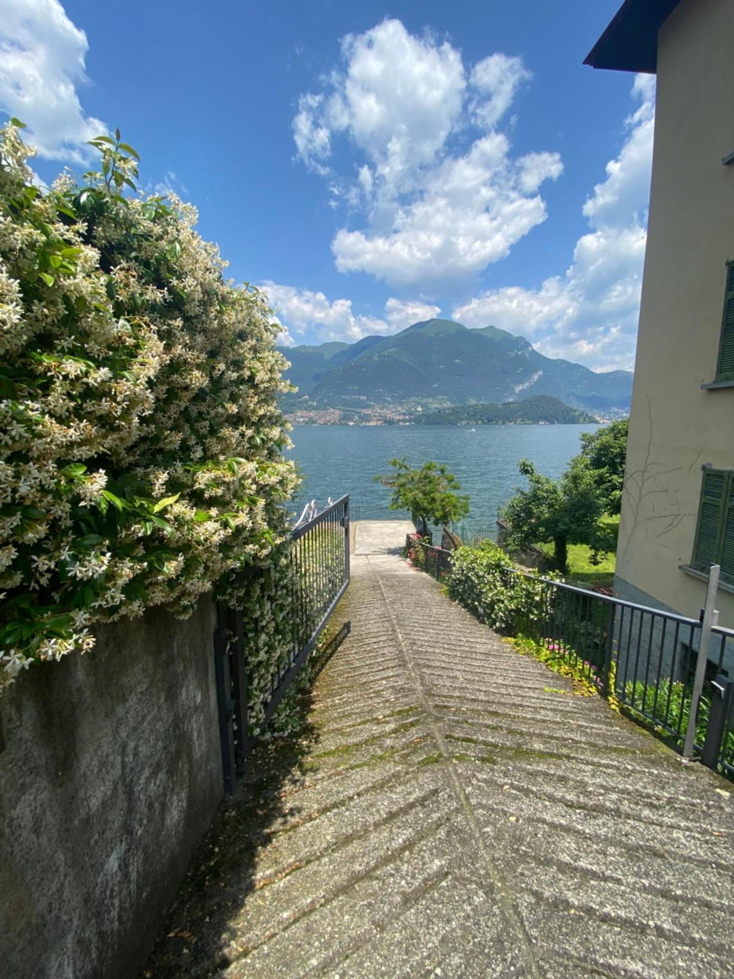 Peonia Apartment - Appartamento Vista Lago Lezzeno Dış mekan fotoğraf