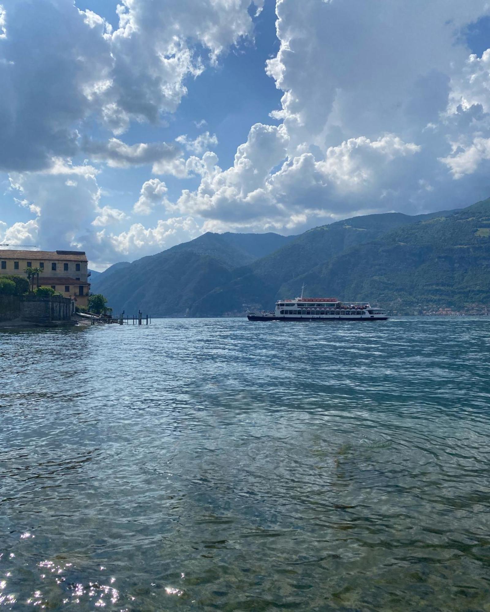 Peonia Apartment - Appartamento Vista Lago Lezzeno Dış mekan fotoğraf